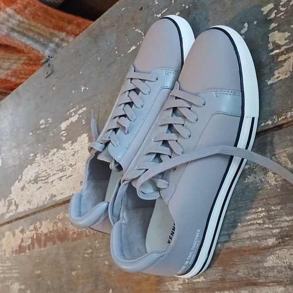 🔥🔥🔥Kenneth Cole Neoprene Kam Stripe Witt sneaker size 8 - Picture 2 of 12